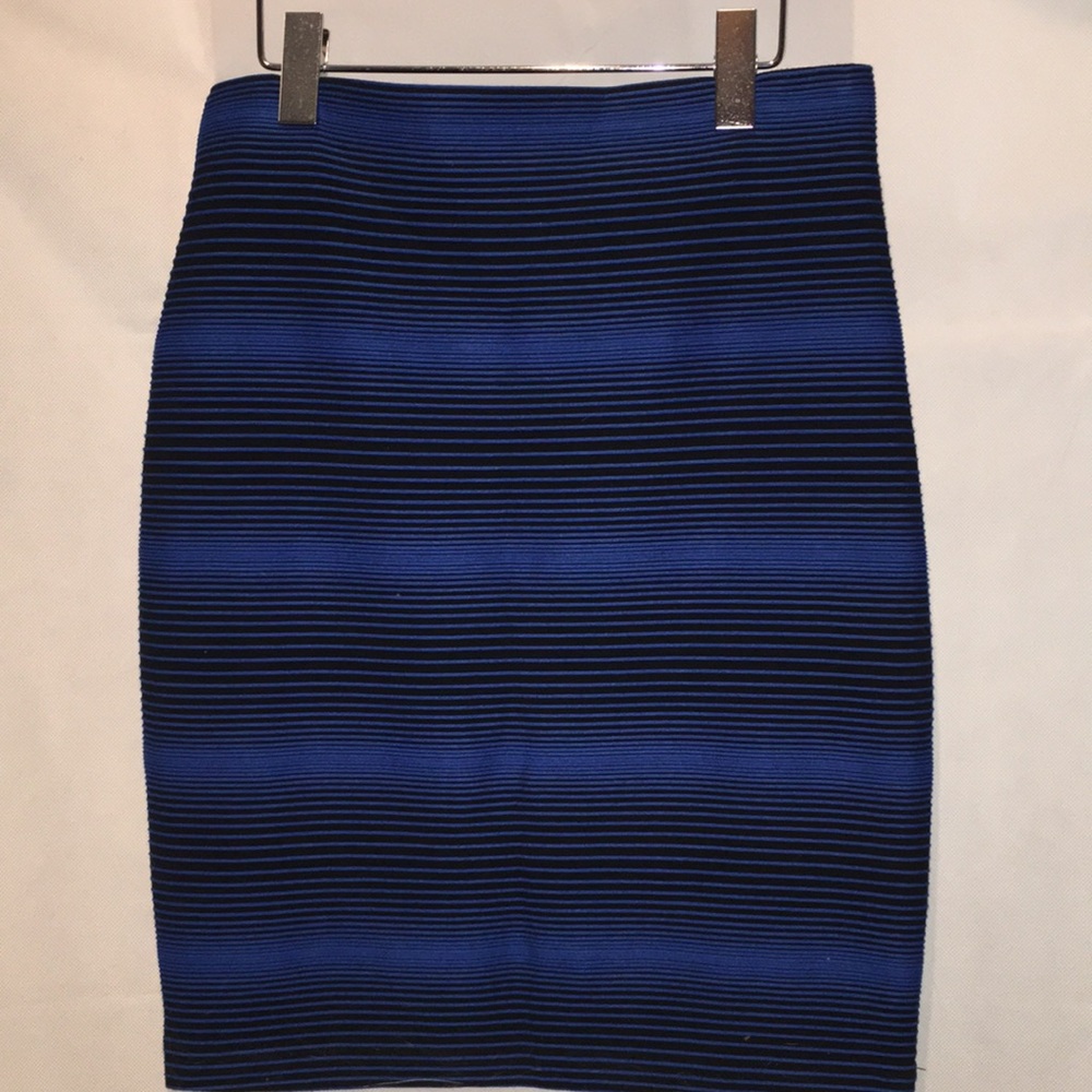Joseph Ribkoff Textured Stripe Black And Blue Pencil Skirt | Size 8